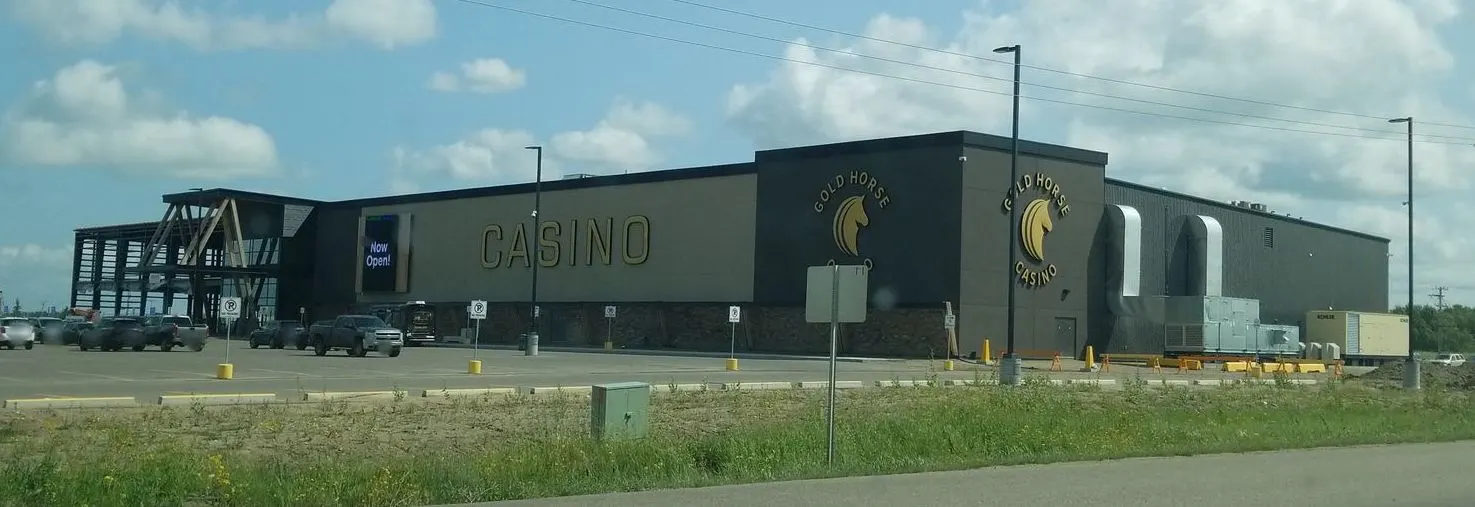 Gold Horse Casino seen from the street — Gold Horse Casino