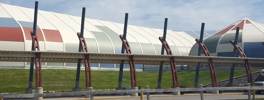 Great Blue Heron Casino seen from the street — Great Blue Heron Casino & Hotel